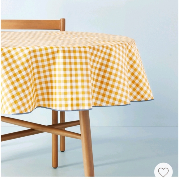 Hearth & Hand Kitchen Hearth And Hand Easy Care Round Tablecloth